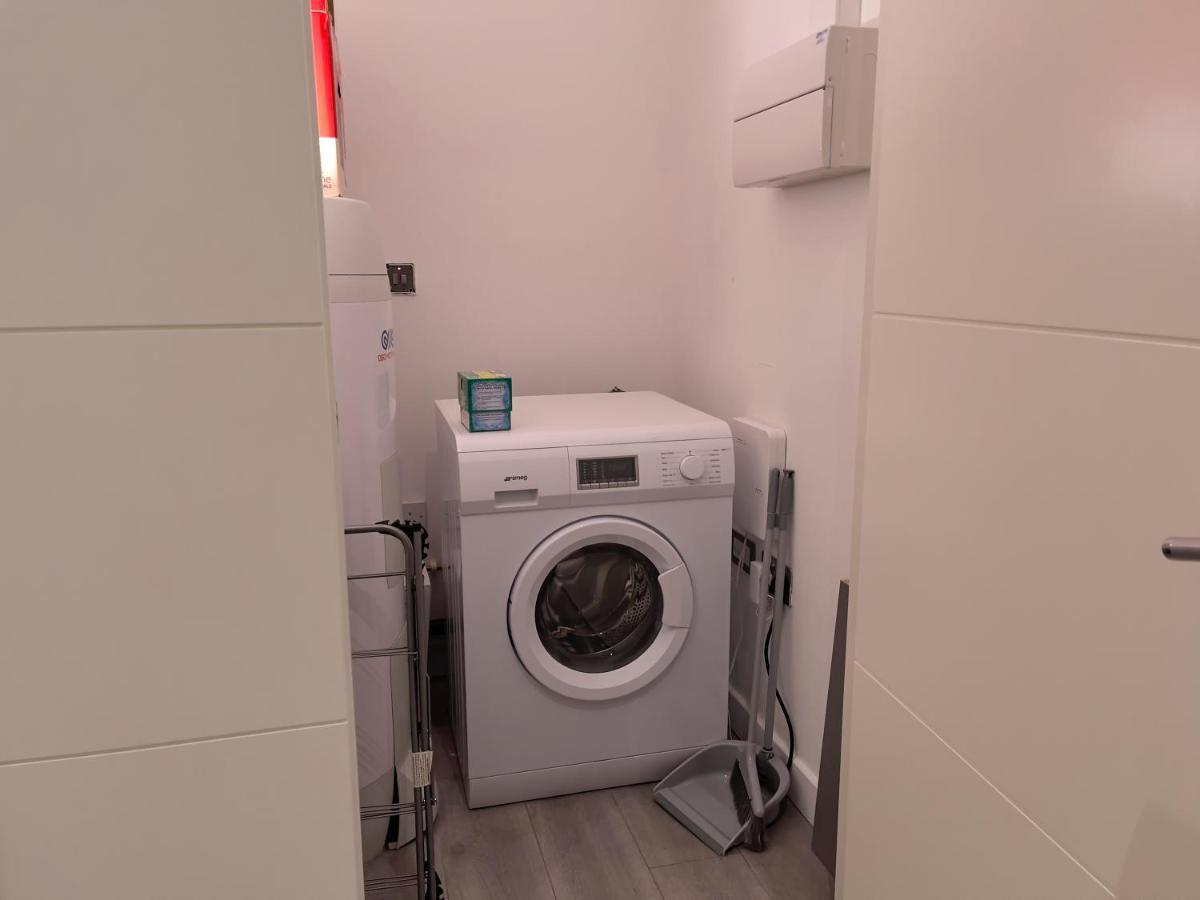 Lovely 2 Double Bedroom Flat With Free Parking - At The Atrium Mk Milton Keynes Luaran gambar